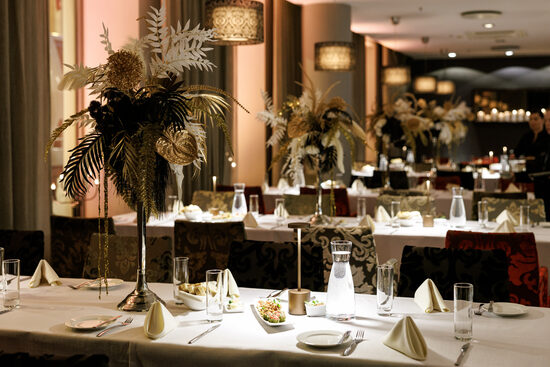 ZIEDU & AUGU KOMPOZĪCIJAS