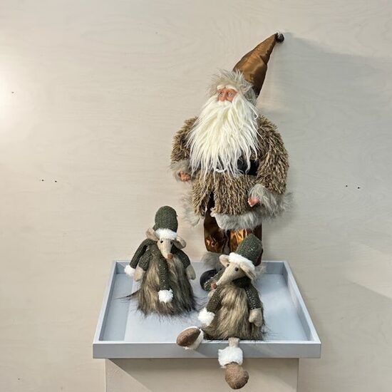 Ziemassvētku vecītis ar draugiem