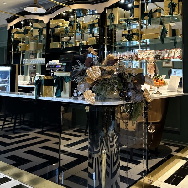 Ziemassvētku bāra dekors