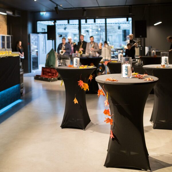 Decorations for cocktail tables